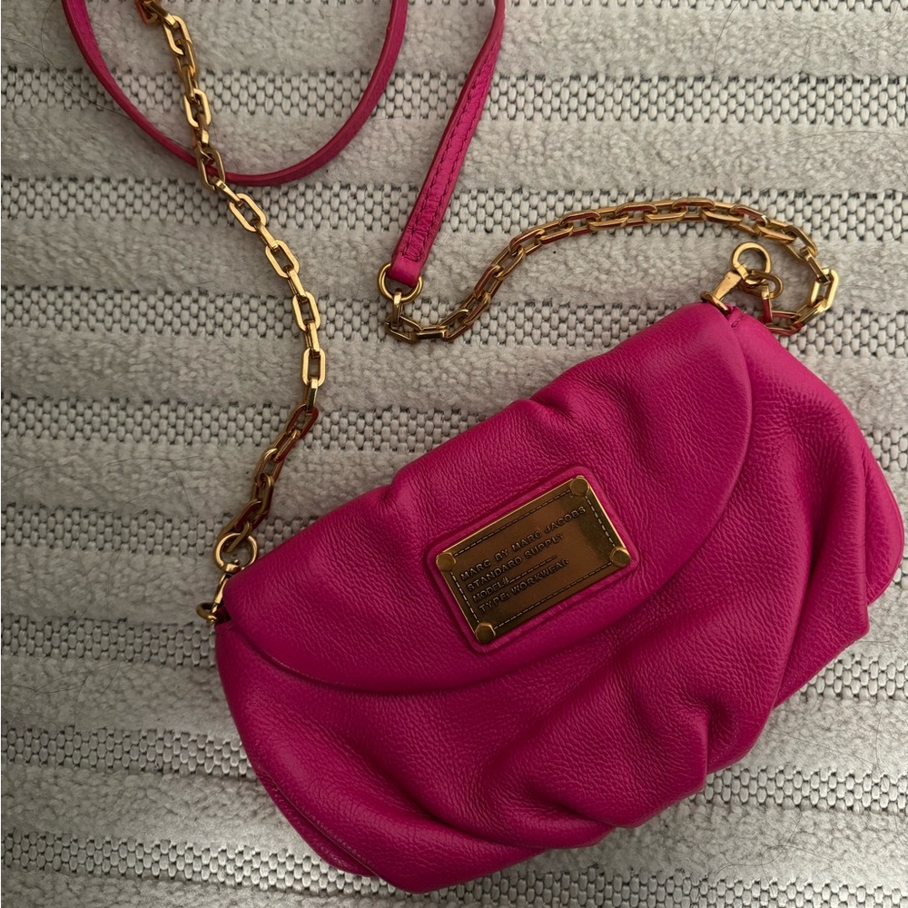 Marc Jacobs Percy Crossbody, Fuchsia